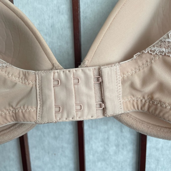 Natori Bra Contour Underwire Bra Size 32D - Picture 6 of 7